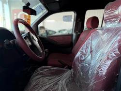 نيسان نافارا